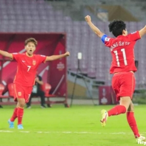 中国女足亚洲杯半决赛点球淘汰日本 男足脸红吗？