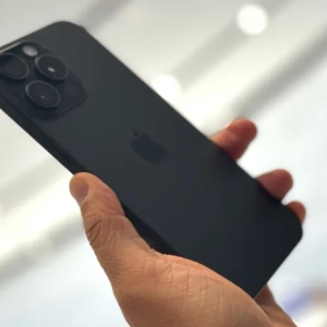 更多迹象暗示 iPhone 18 Pro 将初尝可变光圈
