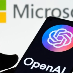 微软在OpenAI上投资了近140亿美元 同时减少对ChatGPT的依赖